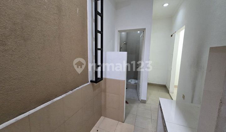 Europe 6X15 - Cluster Danau & Eksklusif.