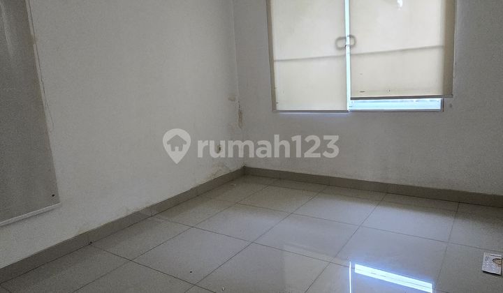 Latin America 10x25 Corner - Negotiable. 2