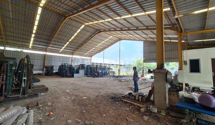 Warehouse + Land in Karang Tengah - Ready to Negotiate. Warehouse + Land in Karang Tengah - Ready to Negotiate.