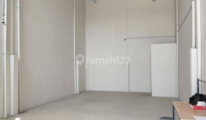 Gudang Green Lake City - 6x20 - Siap Pakai. 1
