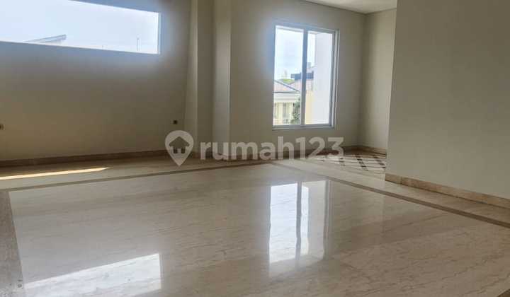 Beautiful Catamaran - Swimming Pool - Move-In Ready. 2