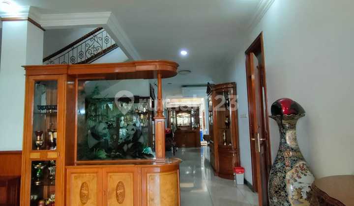 Meruya Utara 10x25 - Full Jati - Siap Nego.