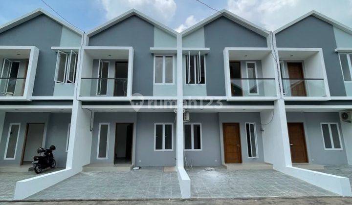 Di Jual Rumah Baru at Jati Padang Jakarta Selatan 2