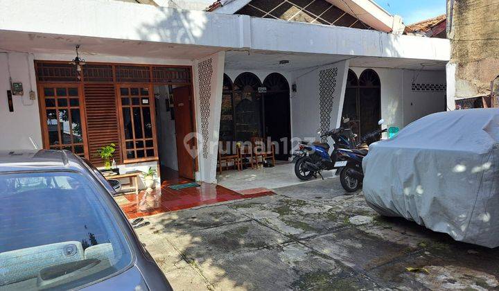 Di Jual Rumah Tua Hitung Tanah Area Slipi Jakarta Barat 1