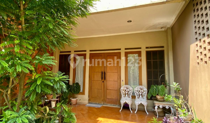 Di Jual Rumah Bagus Area Cirendeu 2