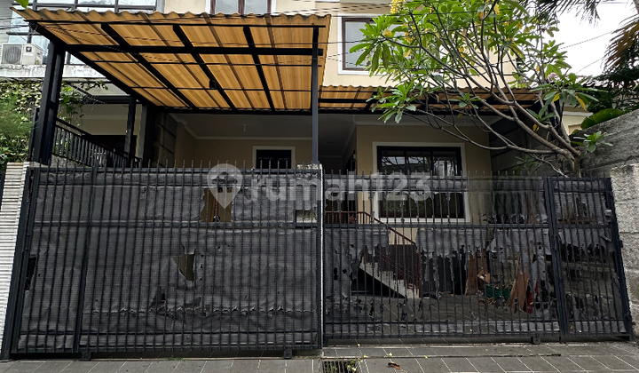 For Sale, Nice House Within a Complex in Jagakarsa