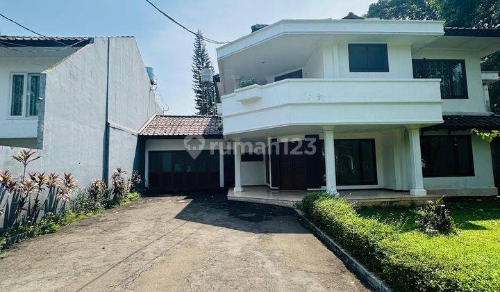 Rumah Besar Dan Luas Dalam Compound Bisa Untuk Kantor Atau Hunian 2