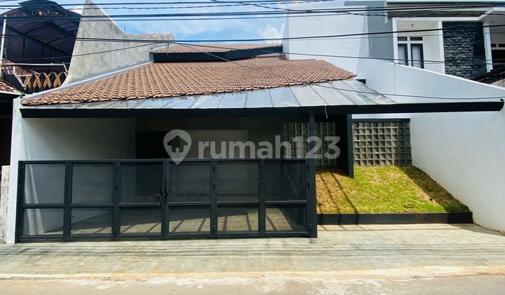 Rumah Modern Minimalis Untuk Hunian Atau Kantor Pejaten Timur