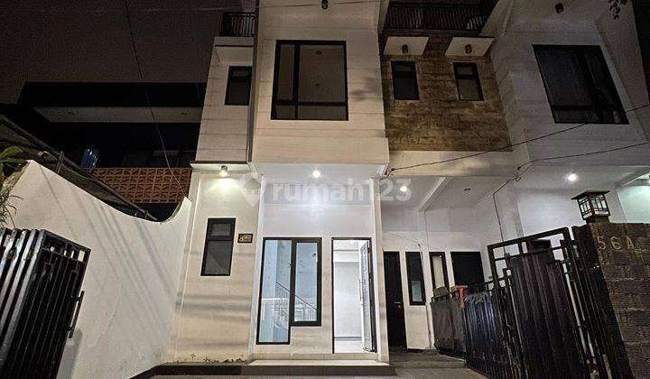 Rumah Minimalis Untuk Kantor Atau Huni Pinggir Jalan Kalibata 1