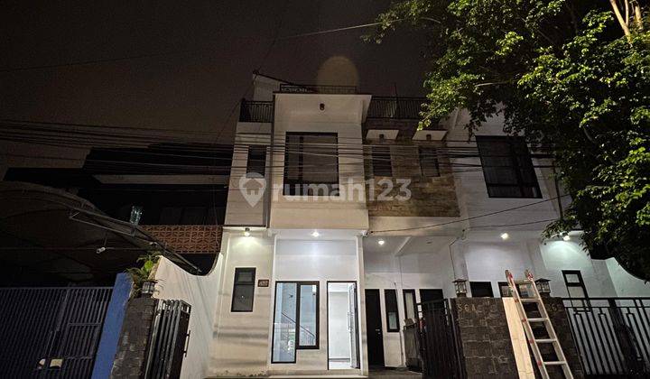 Rumah Minimalis Untuk Kantor Atau Huni Pinggir Jalan Kalibata 2