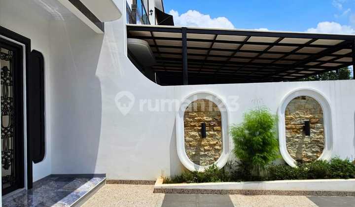 Rumah Mewah Scandinavian Lokasi Strategis 2