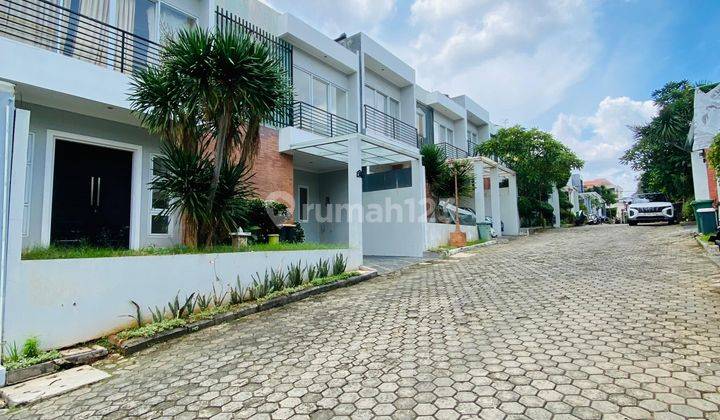 Rumah Modern Minimalis Dalam Komplek Jagakarsa 2