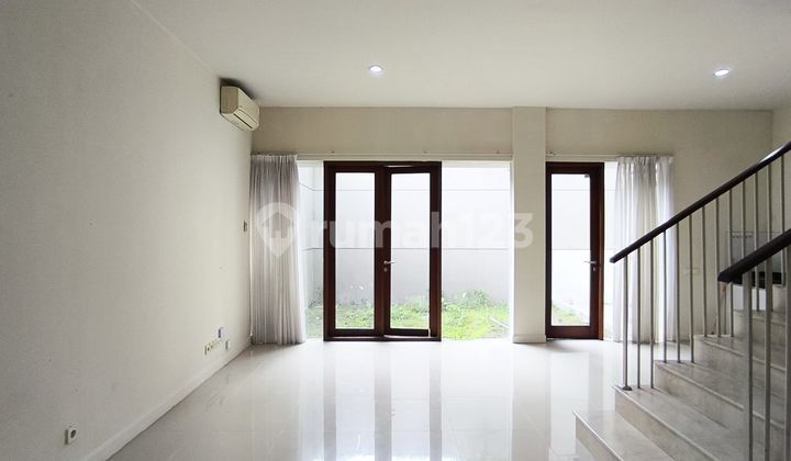 Minimalist House in Ampera Townhouse, South Jakarta 2