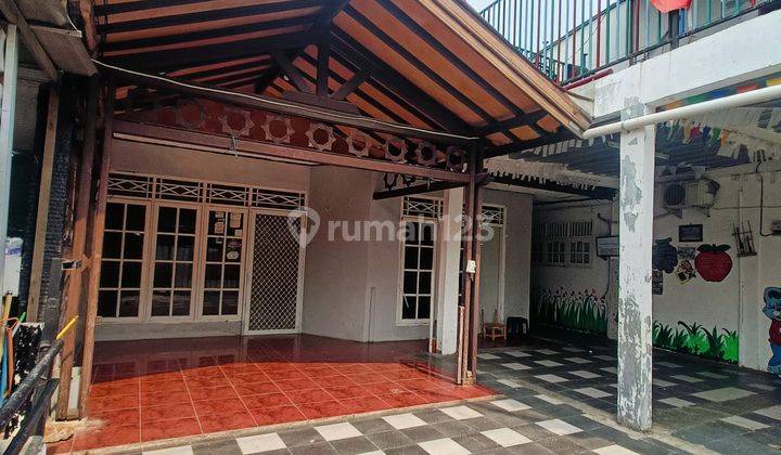 Rumah Cocok Untuk Kantor Atau Usaha Posisi Pinggir Jalan 1