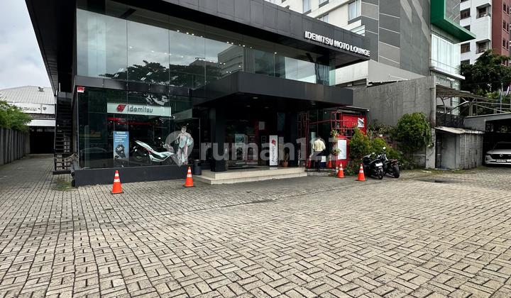 Business Building with Extensive Parking Position on Tb Simatupang Main Road