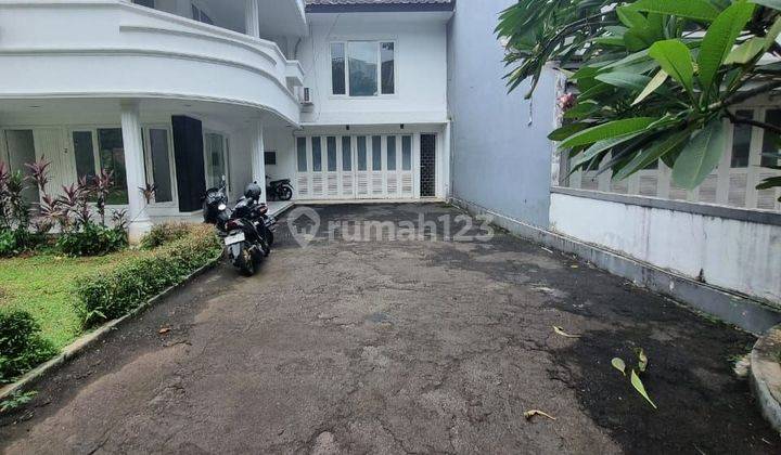 Rumah Luas Dalam Compound Bisa Kantor Atau Hunian 2