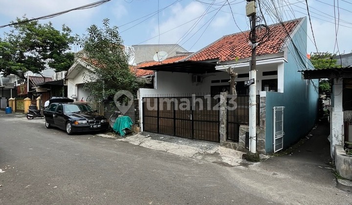 Rumah Minimalis bisa Silent Office atau Hunian Pasar Minggu 2