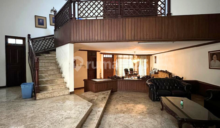 Rumah Dijual Melawai 3 Kamar Coldwell Banker