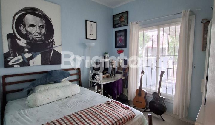 BEAUTIFUL AND COMFORTABLE HOUSE IN ALAM SUTERA 2