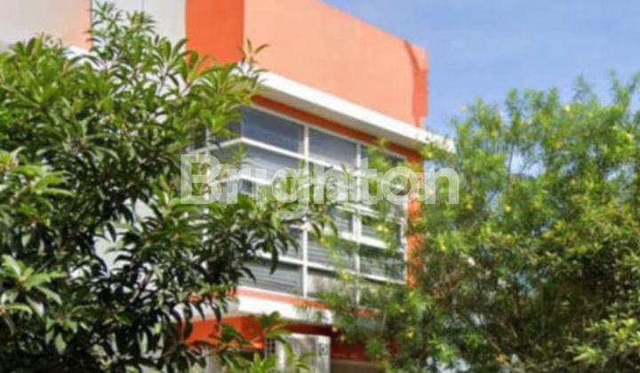 RUMAH NYAMAN MINIMALIST HOOK 2 LANTAI CLUSTER MILANO PARAMOUNT GADING SERPONG