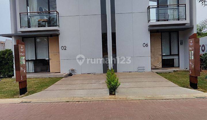 RUMAH MEWAH 2 LANTAI BERGAYA INDUSTRIAL DI PUSAT BISNIS CENDANA PARC KARAWACI 1