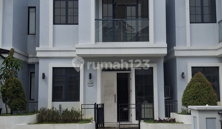 Dijual Rumah 3 Lantai Siap Huni Di Lavon Swancity 2