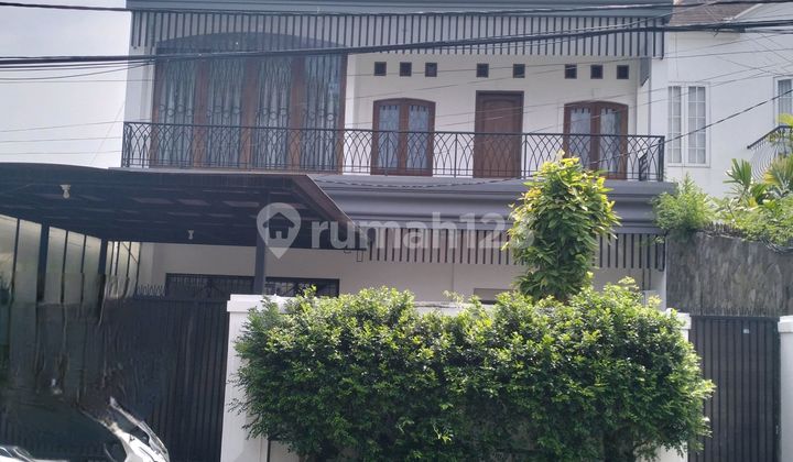 Disewakan Rumah Mewah Lokasi Dekat Jl Cik Ditiro 2