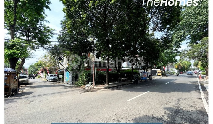 Dijual Rumah Kost 24 Kamar Akses 3Mobil Jalan Utama Lokasi Tebet Timu