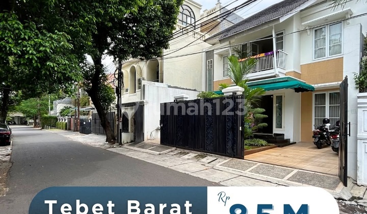 Dijual Rumah Siap Huni Semi Furnish Akses 3mobil Lebar Lokasi Tebet Barat