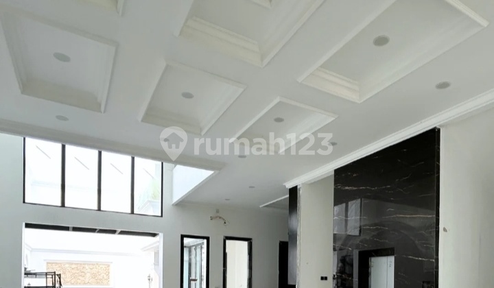 Dijual Rumah Mewah 3lantai Zona Komersil Lokasi Tebet Timur  2