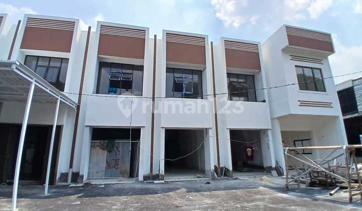 Dijual Ruko Murah 2,5lantai Akses Jalan Raya Lokasi Duren Sawit Dijual Ruko Murah 2,5lantai Akses Jalan Raya Lokasi Duren Sawit