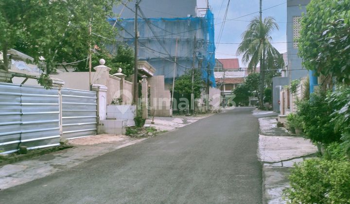 For Sale Premium House 2-Car Access Location Tebet Barat 2