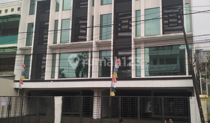 Dijual Ruko 4lantai Siap Huni Lokasi Jatinegara Jakarta Timur