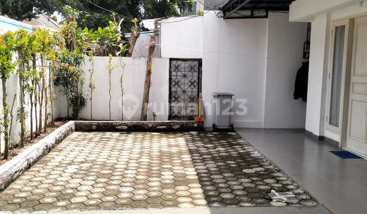 Di Sewa Rumah Cocok Untuk Kantor Lokasi Dekat Teuku Cik Ditiro 2