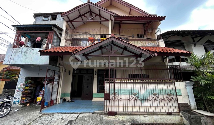 For Sale 2-story House with 2-car Access Located in Asembaris Tebet