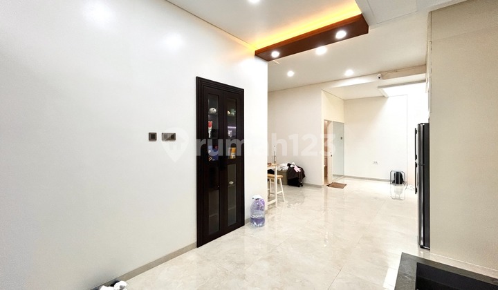 For Sale Nice House Ready to Live In Cheap 1 Car Access Location West Tebet 2