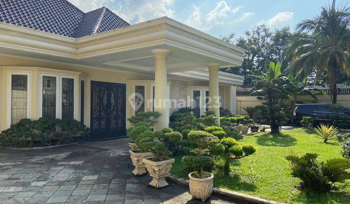 Villa Mewah Siap Huni di Inti Kota Medan 1