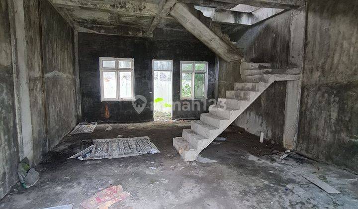 Rumah Baru Komplek Raztan Palace 2 Lantai 2