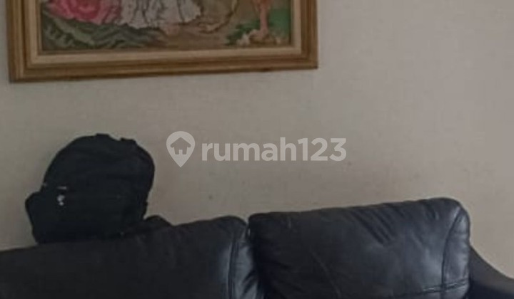 Jual rumah 2 lantai bebas banjir di daerah JGC, Cakung Jakarta Timur 2