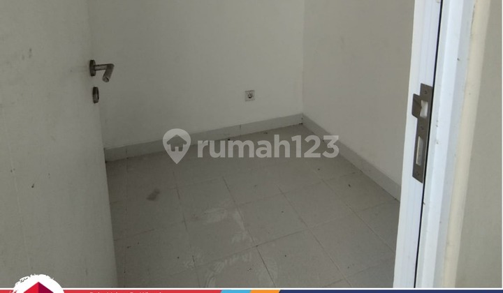 Jual rumah bagus  di daerah jgc cakung, jakarta timur 2