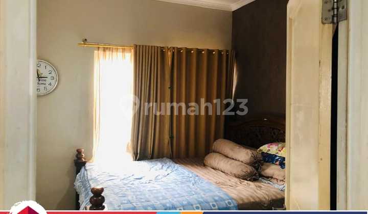 Di jual rumah siap huni letak strategis di METLAND MENTENG