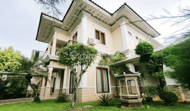 Rumah Mewah Full furnish di Komplek Kemang Pratama Bekasi Selatan  2