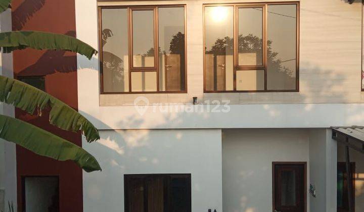 Rumah Baru 2 lt dalam  Claster di Jaati asih 2