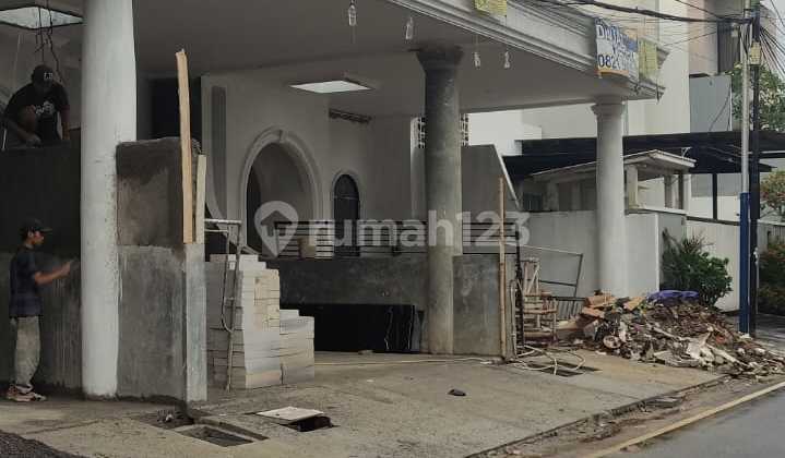 New Luxury House Ready to Occupy in Cempaka Putih, Central Jakarta 2