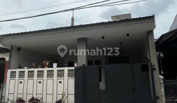 Rumah Siap Huni Dalam Komplek Di Galaxy Bekasi