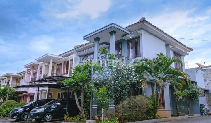 Ter Murah Rumah 2 Lt di Hook Dalan Claster di Ragunan Jakarta Selatan