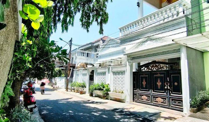 Rumah Mewah Dalam Kompkek Di Lengkapi Private Pool  Duren Sawit Jakarya Timur  2