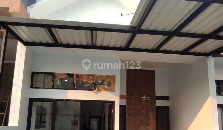 Rumah strategis 3 lantai roof top Kranji dekat tol stasiun pasar 2