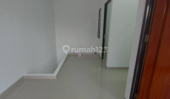 Rumah murah strategis bambu APUS dekat Bintaro tol kampus 2