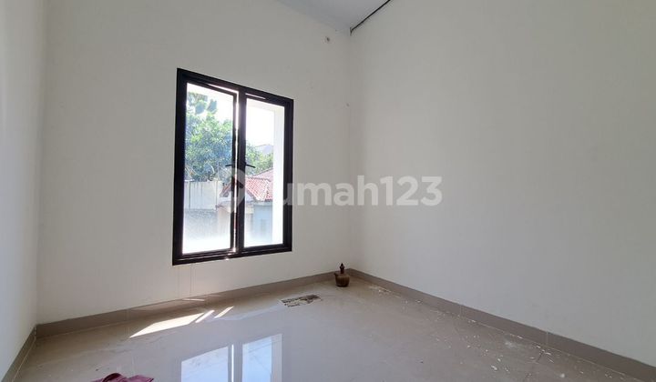Rumah Strategis Jakarta Timur Shm Dekat Tol Stasiun 2